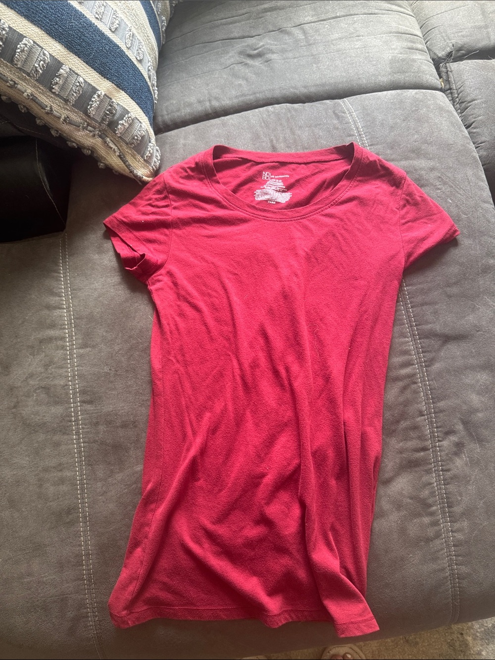 Women's Scoop Neck Short Sleeve Tee in Deep Pink